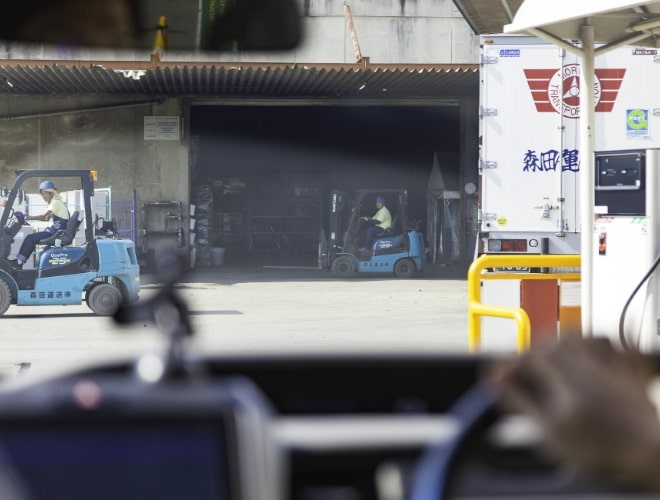 リサイクル品荷降ろし場所（ご来場〜荷降ろし）