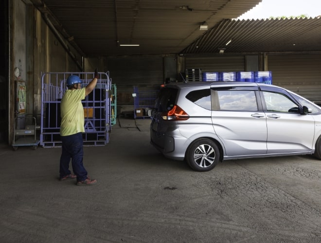 リサイクル品荷降ろし場所（ご来場〜荷降ろし）