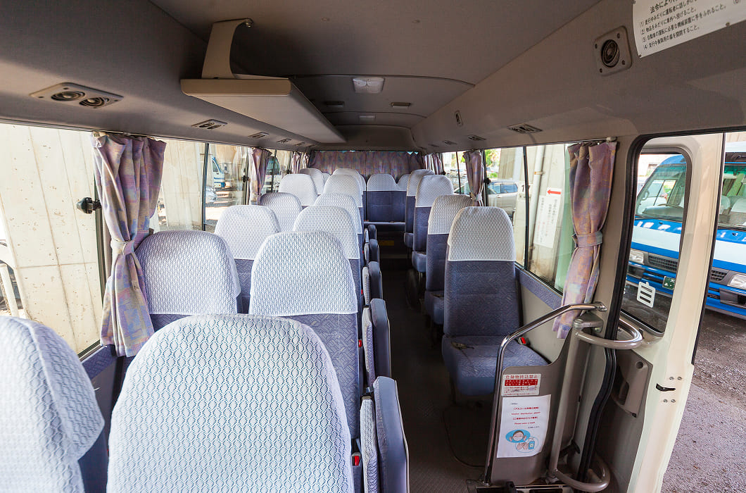 マイクロバス（⽩）